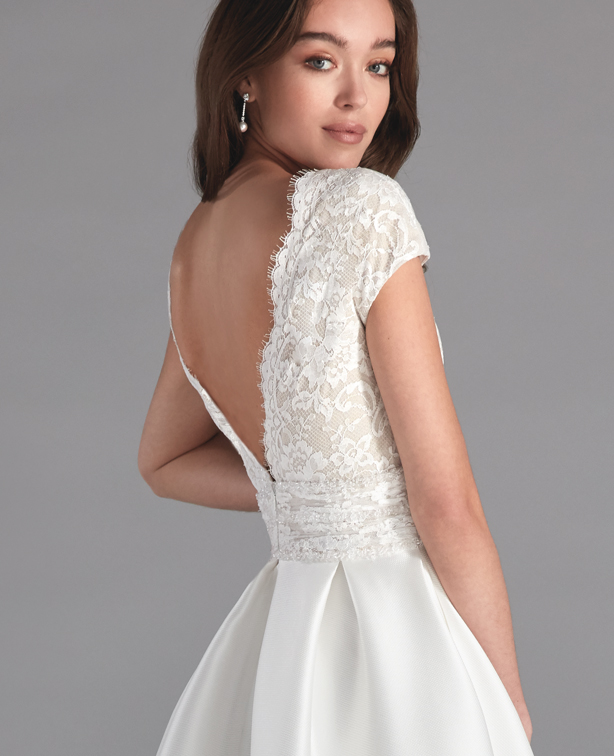 WHITE LOVE
